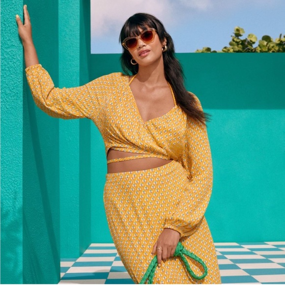 NWT RHODE Dainty Lotus Print Wrap Top and Midi Skirt Set Size Small - Picture 10 of 11